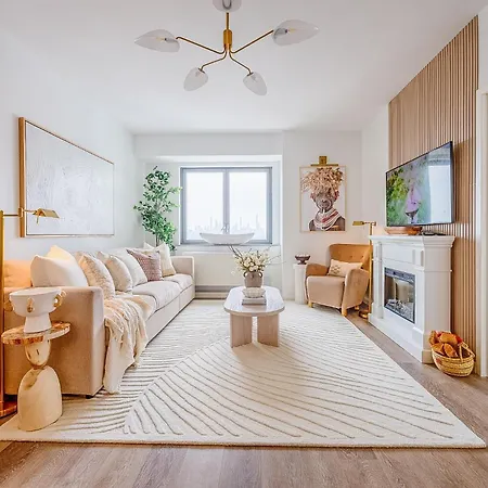 Skyline Spectacle Modern Designer Studio With Panoramic Nyc Views Appartement